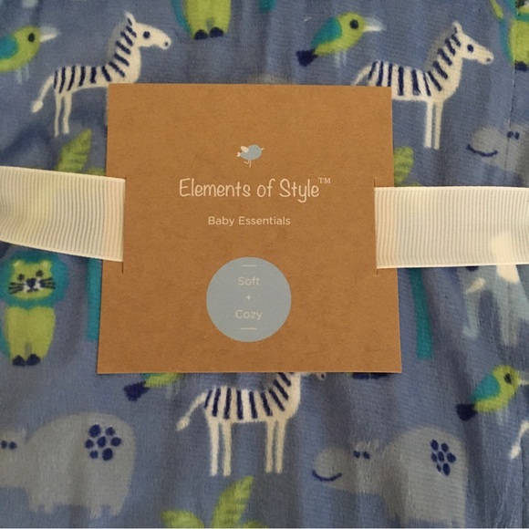 NEW Baby Blanket Blue Sherpa Reverse Animal Theme Baby Gift | Elements of Style - Picture 2 of 7